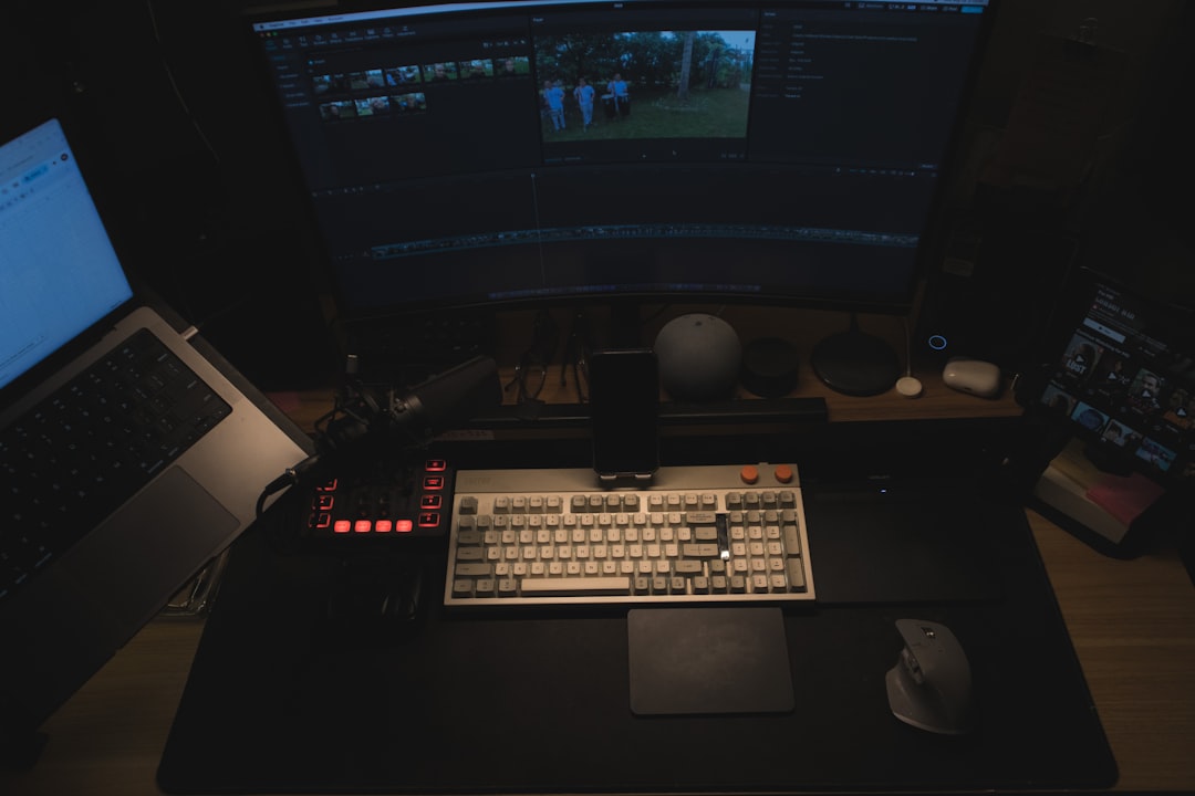 Seamless match cut across similar frames